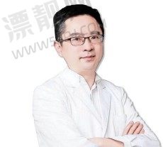侯典举