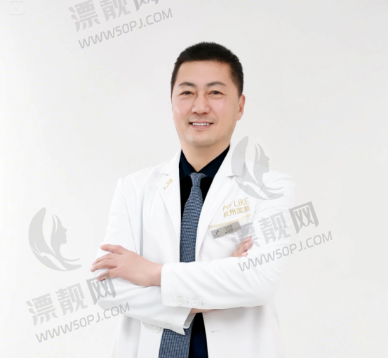 万连壮