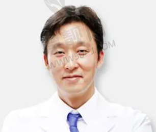 口腔门诊部：打造健康美丽笑容