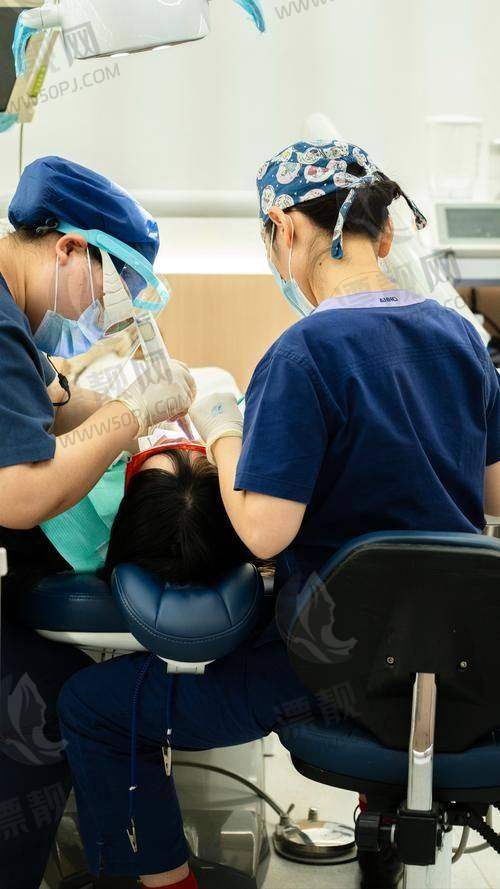 5. 成都金琴口腔门诊部
