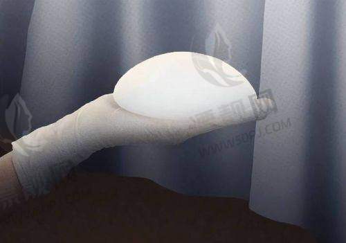 傲诺拉假体隆胸的变软时间